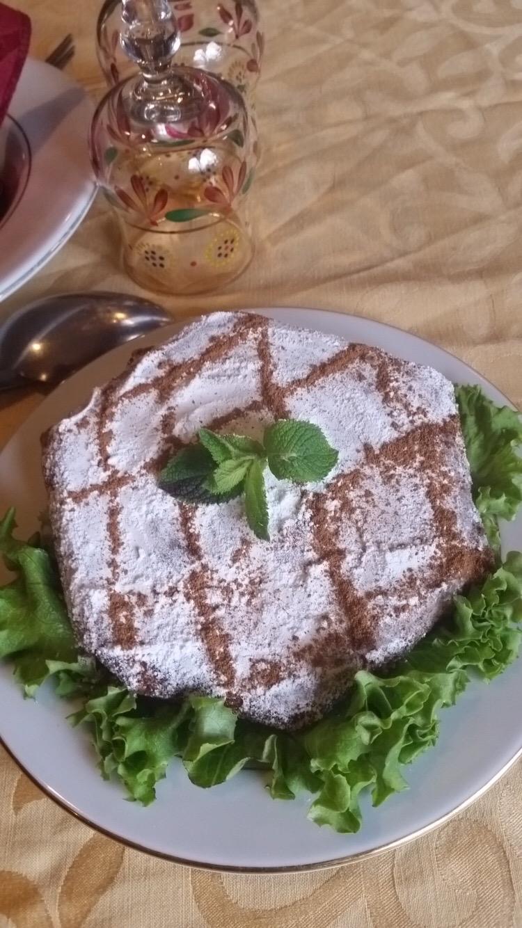 Pastilla au poulet et amandes